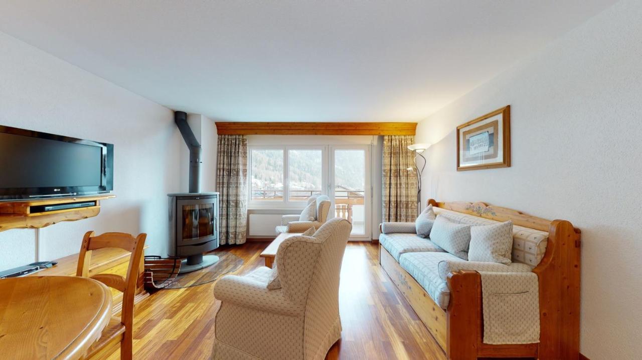 Gonenstein Residence In Leukerbad, Entire Apartment/Studio With Balcony Екстериор снимка
