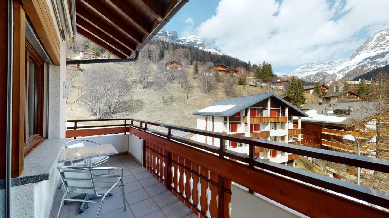 Gonenstein Residence In Leukerbad, Entire Apartment/Studio With Balcony Екстериор снимка